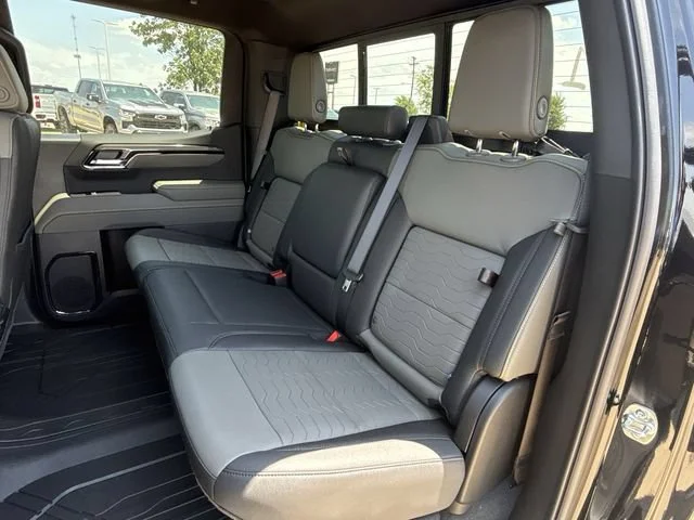 2026 Chevrolet Silverado 1500 ZR2 - Photo 28