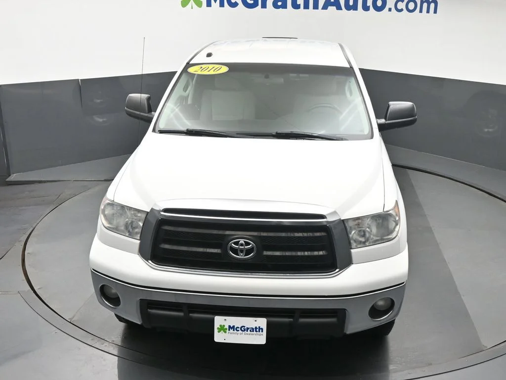 Used 2010 White Toyota Grade image 26