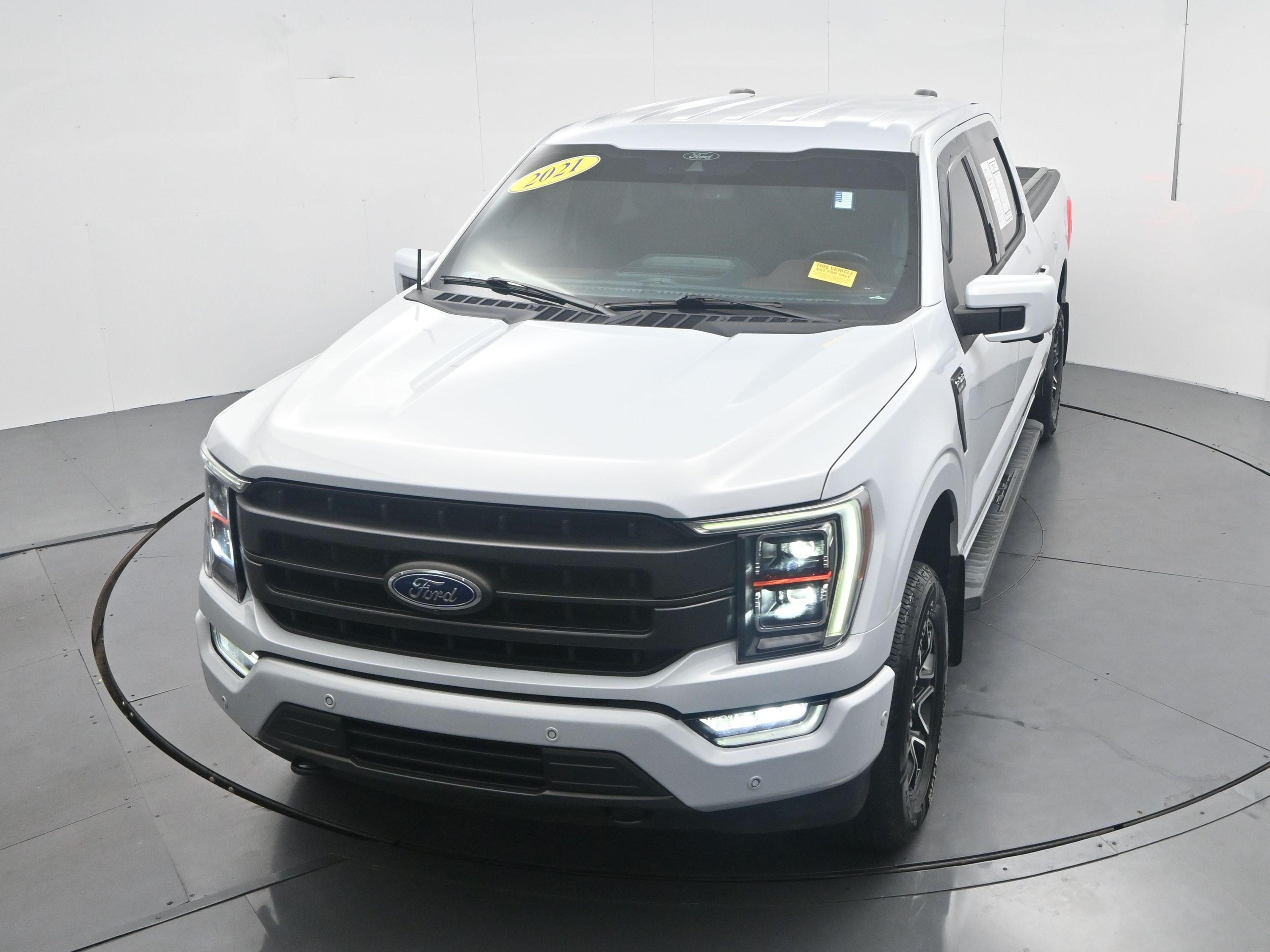 Certified Used 2021 White Metallic Ford LARIAT image 34