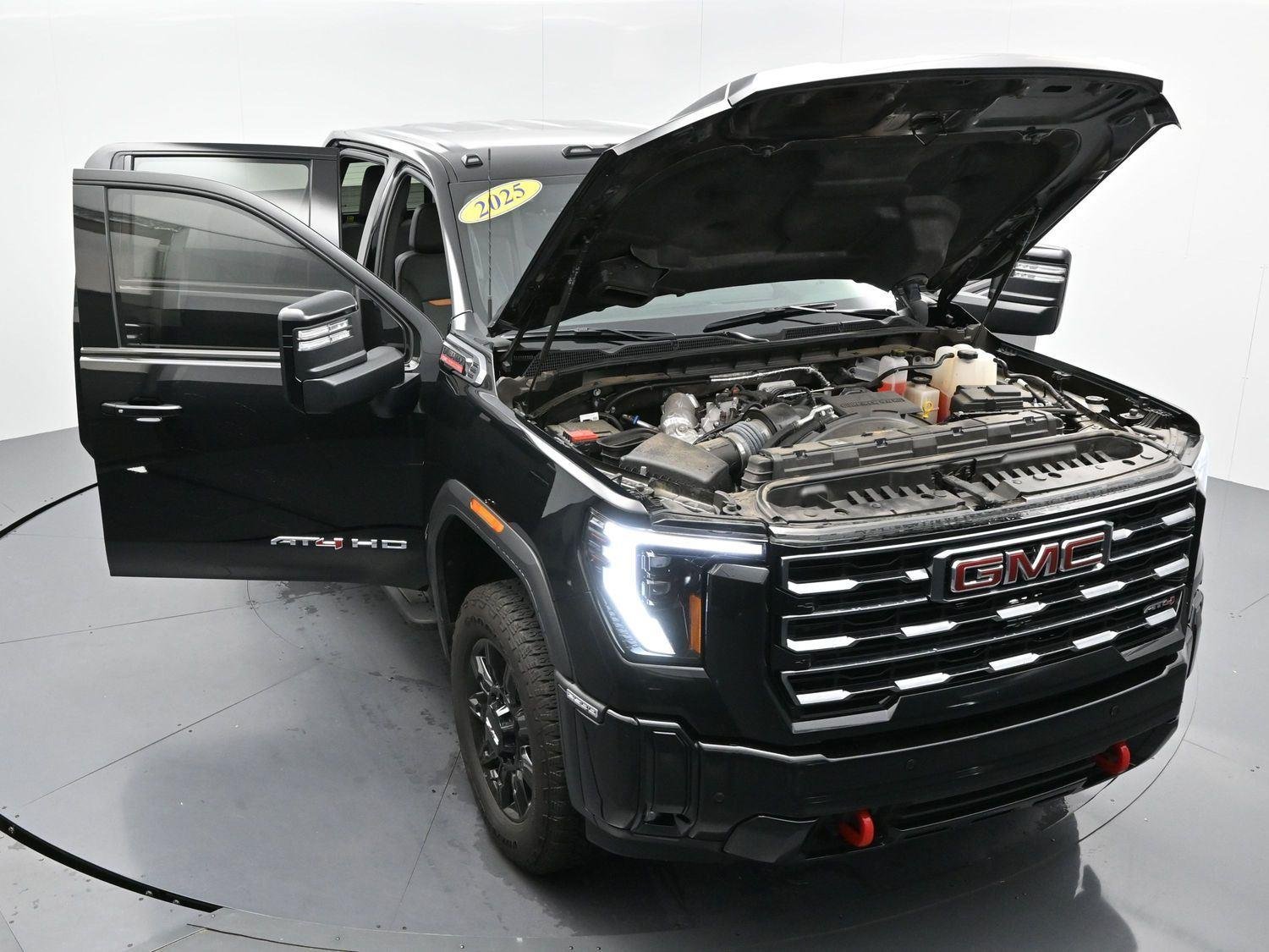 Used 2025 Onyx Black GMC AT4 image 46