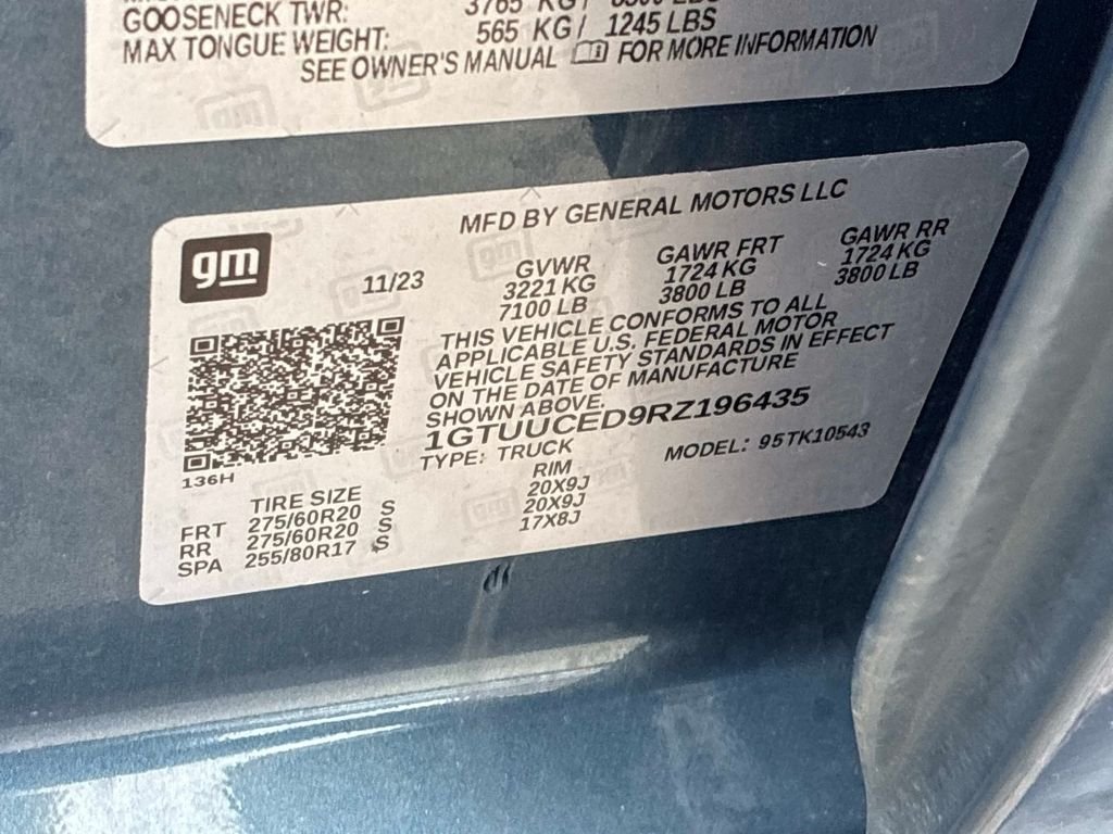 Used 2024  GMC Elevation image 18