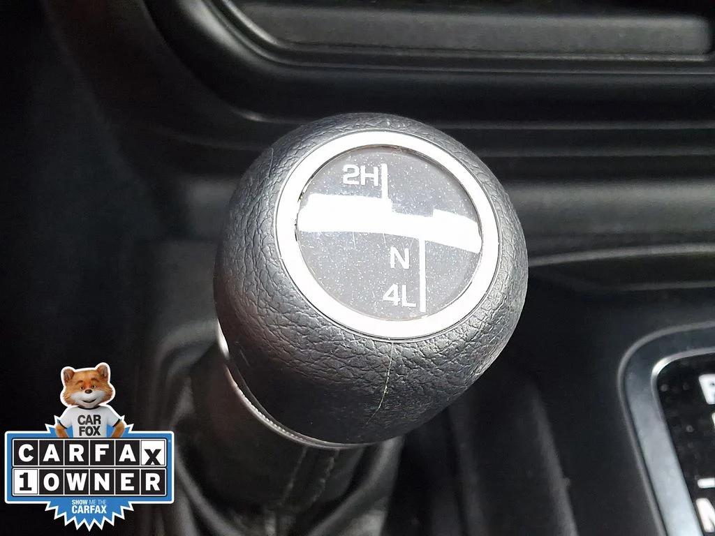 Certified Used 2022 Blue Jeep Unlimited High Tide image 24