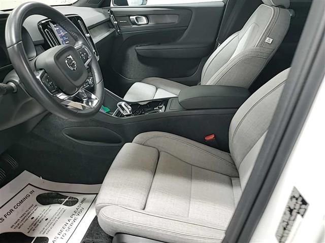 Used 2023 Volvo C40 Ultimate with VIN YV4ED3GM2P2060202 for sale in Bloomington, IL