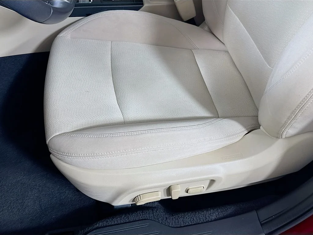 Used 2018 Red Subaru 2.5i image 23