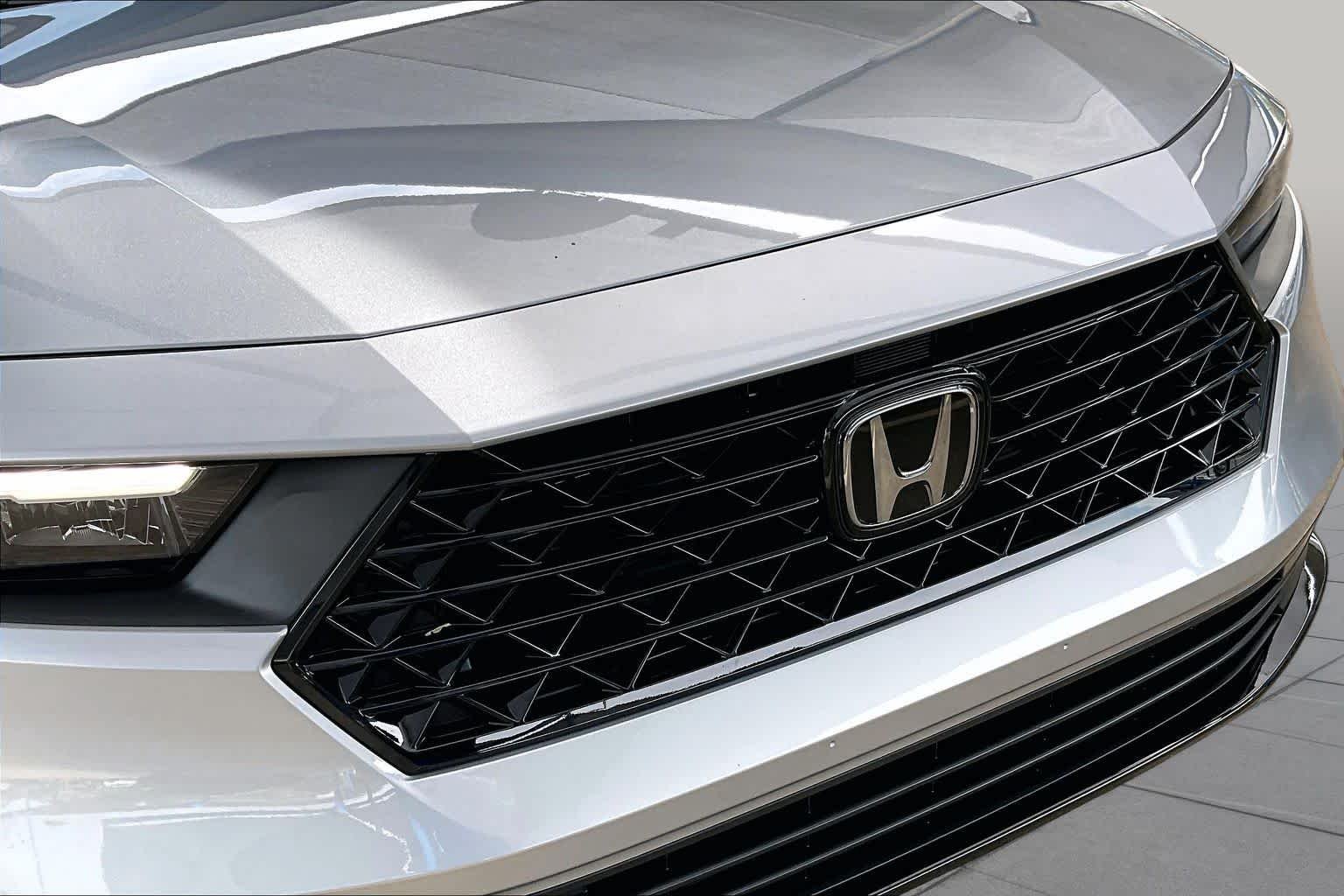 2023 Honda Accord Hybrid Sport-L - Photo 30