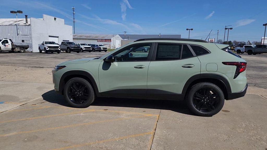 New 2026 Cacti Green Chevrolet ACTIV image 2