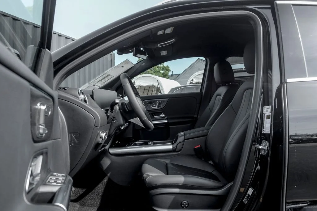 New 2026 Night Black Mercedes-Benz GLA 250 image 11