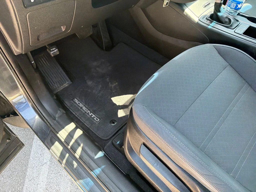 Used 2020 Gray Kia LX image 20