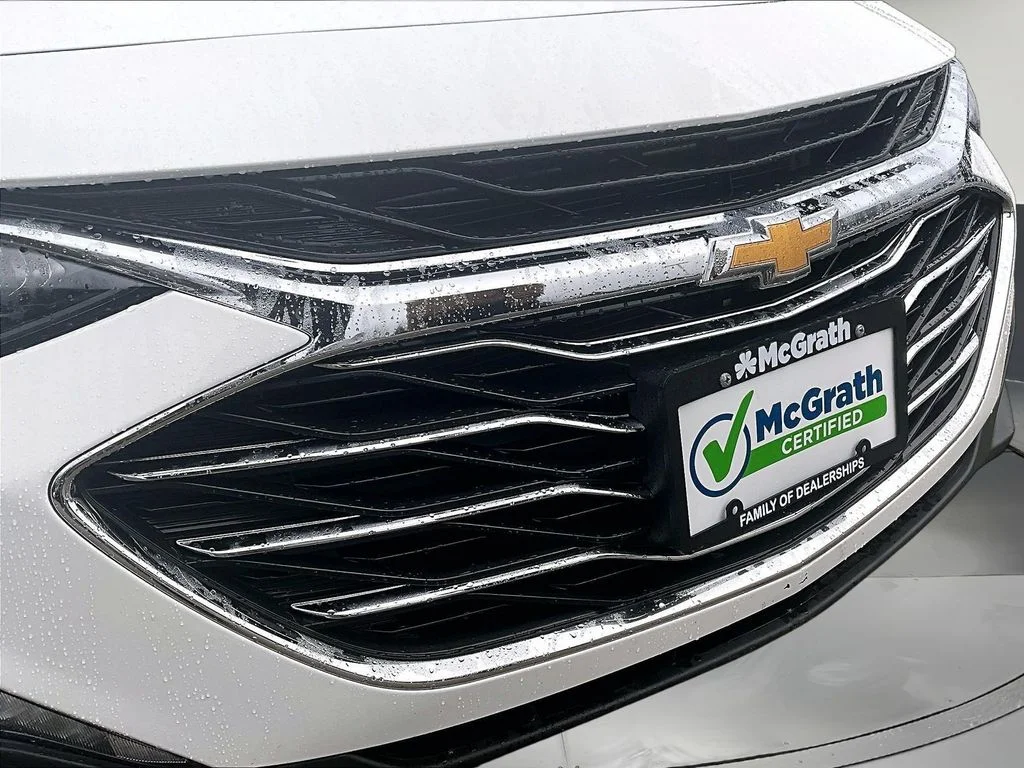 Used 2024 White Chevrolet LT image 30