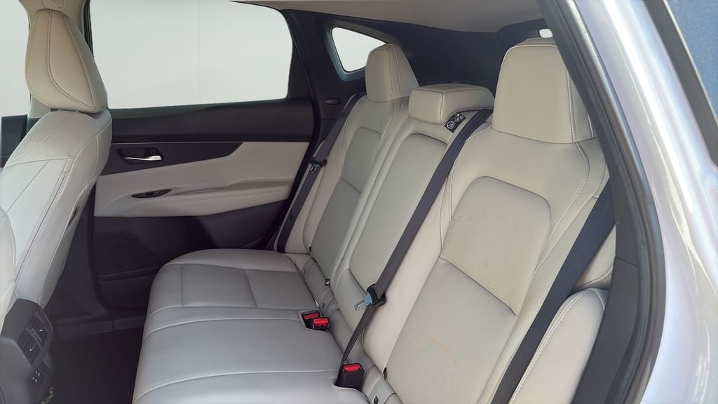 Used 2025 White Nissan SV image 11