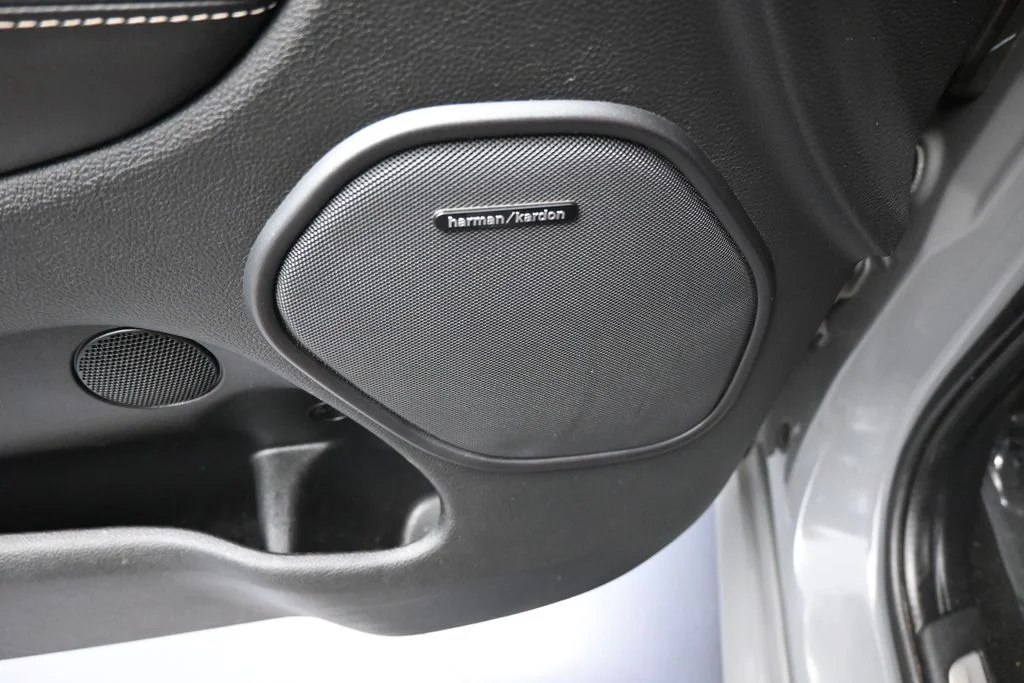 Used 2021 Destroyer Gray Clearcoat Dodge SRT Hellcat image 13