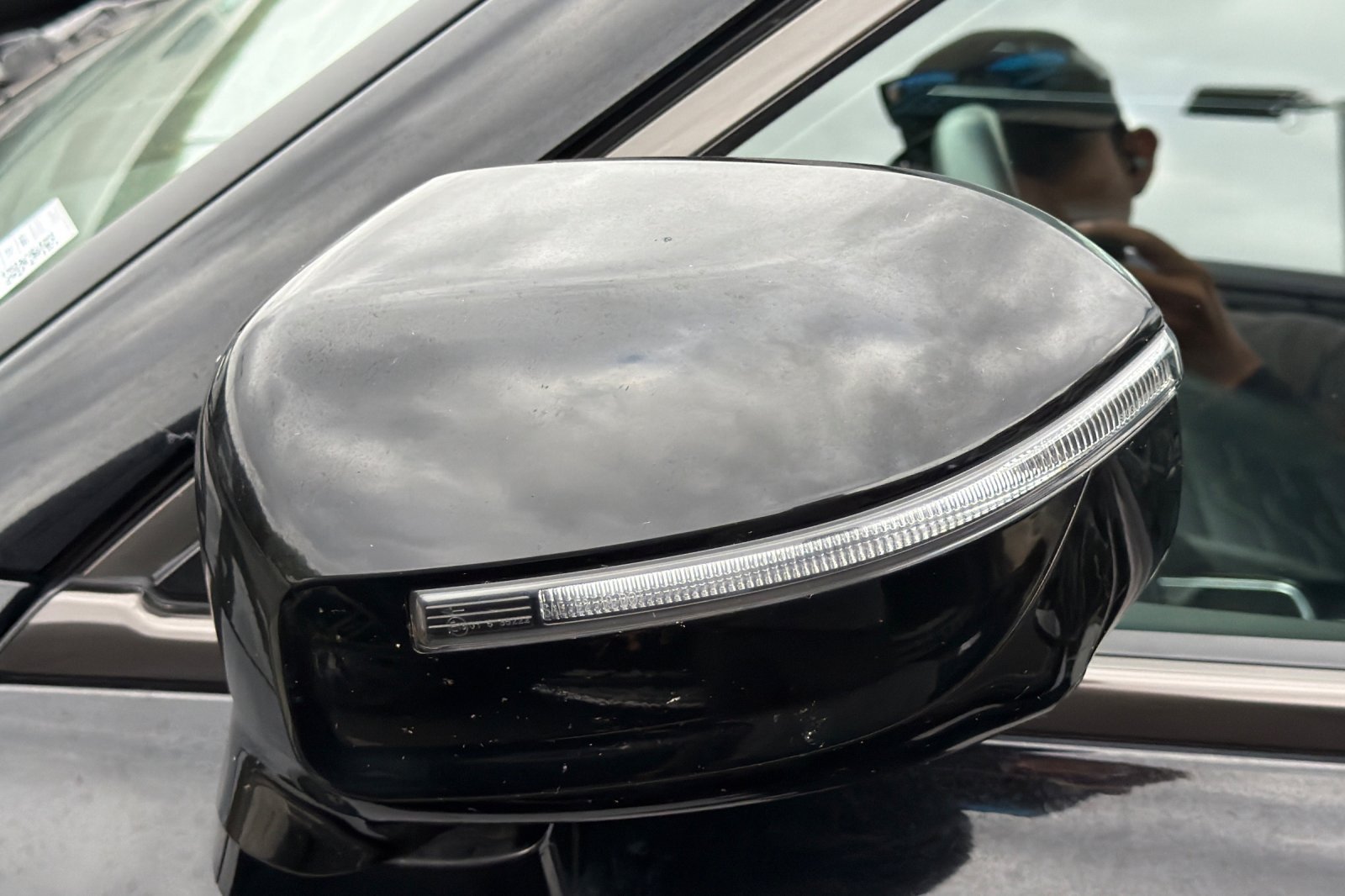 Used 2022 Black Kia SX image 16