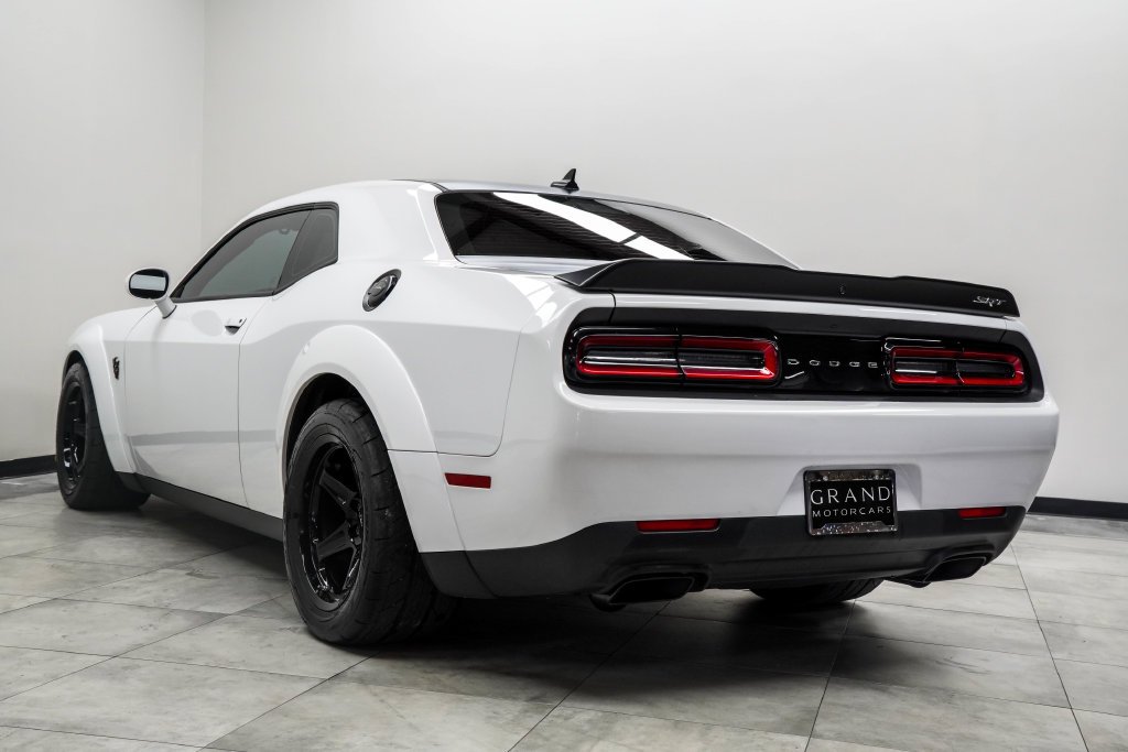 Used 2018 White Dodge SRT image 12