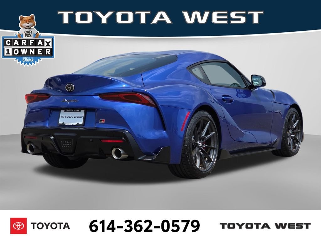 Used 2024  Toyota 3.0 Premium image 7