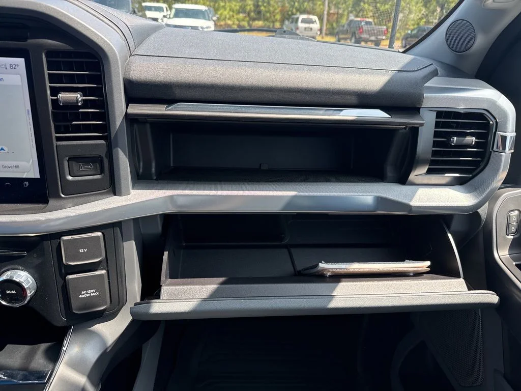 Used 2025 Gray Ford Lariat image 42