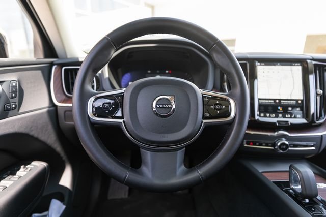 Used 2024 Onyx Black Metallic Volvo B5 Plus Dark Theme image 16