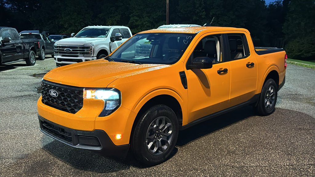 New 2026 Orange Fury Metallic Tri-Coat Ford XLT image 3