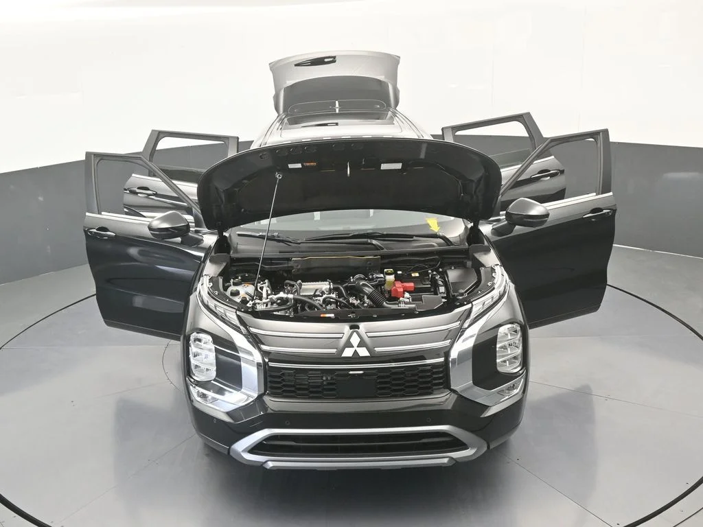 New 2026 Black Diamond Mitsubishi SE image 76