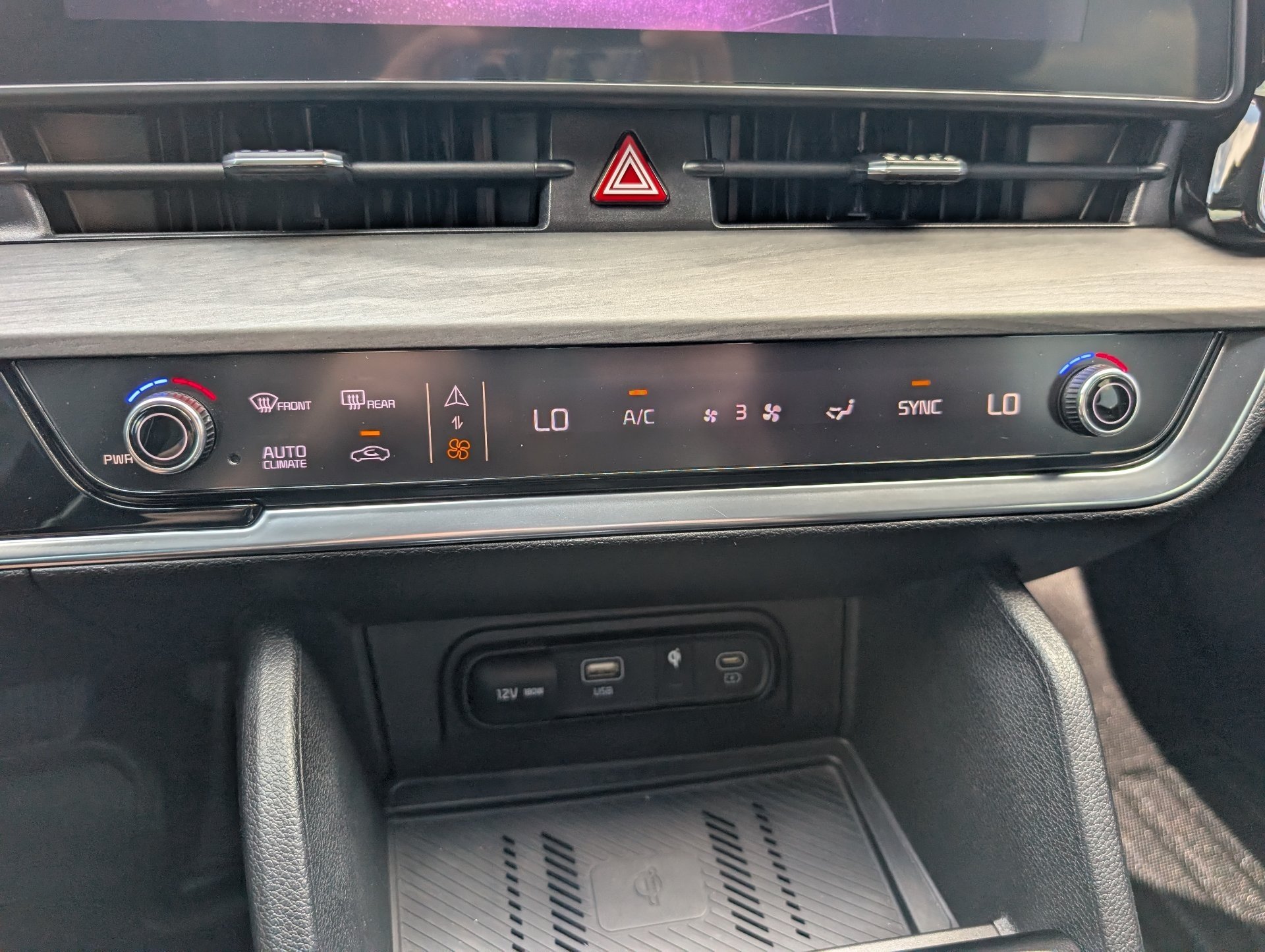 Used 2023 Blue Kia X-Line image 17