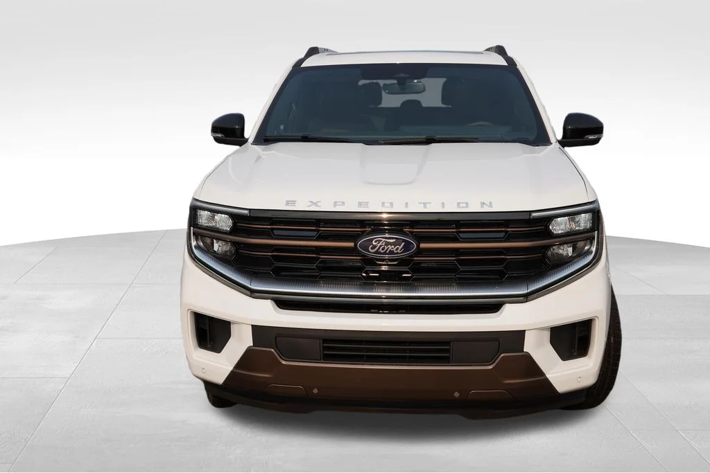 New 2026 Oxford White Ford King Ranch image 8
