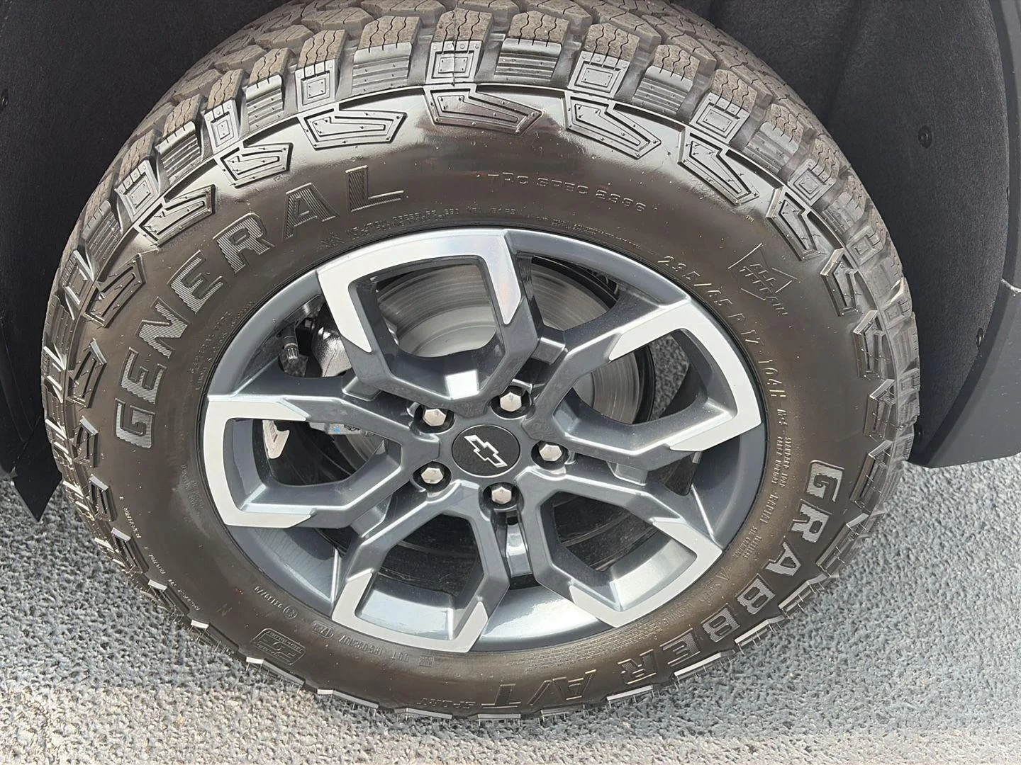 2027 Chevrolet Equinox ACTIV - Photo 40