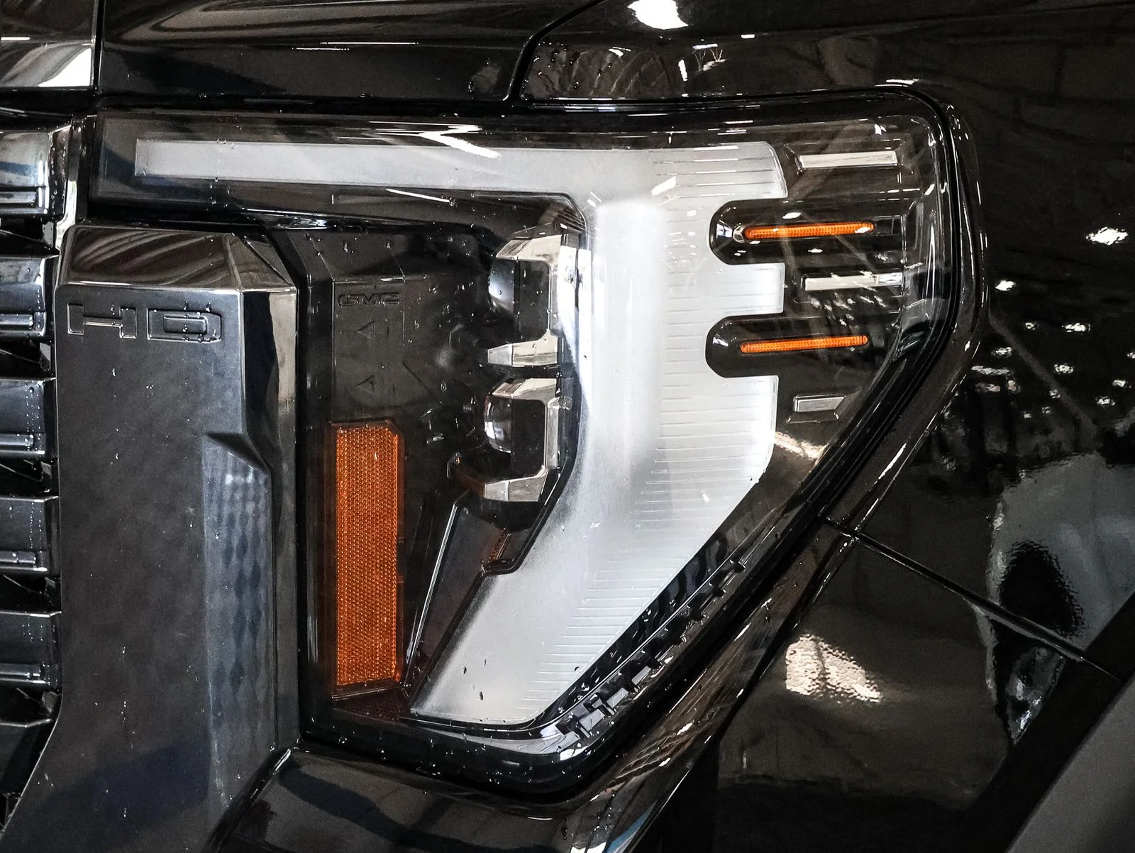 Certified Used 2024  GMC Denali Ultimate image 14