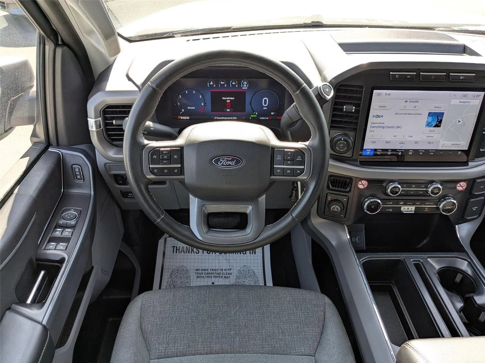 Used 2024 Oxford White Ford XLT image 29