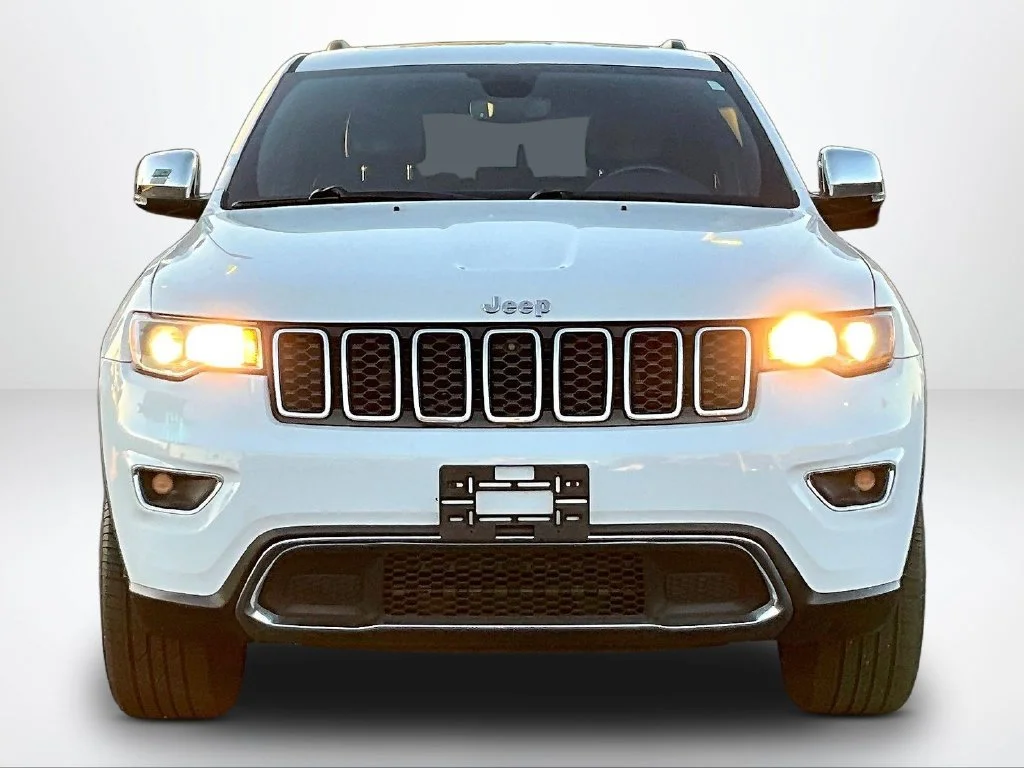 Used 2020 White Jeep Limited image 4