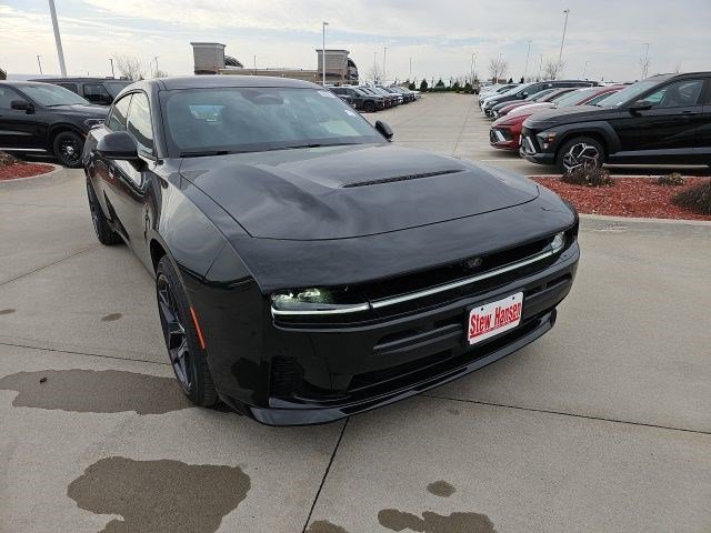 New 2026 Diamond Black Crystal Pearlcoat Dodge Scat Pack Plus image 7