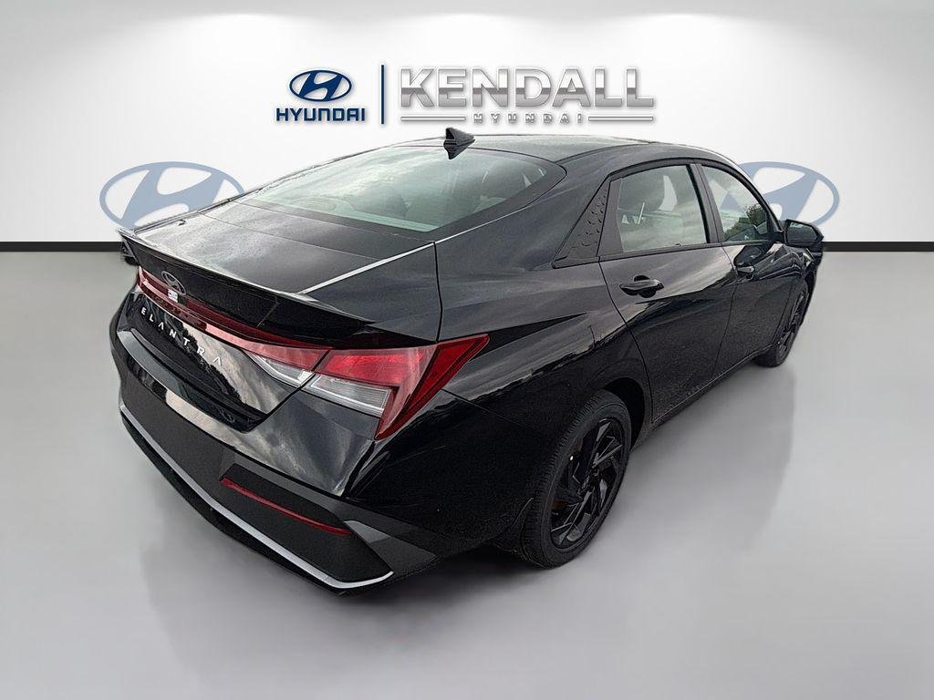 New 2026 Abyss Black Hyundai SEL Sport image 6