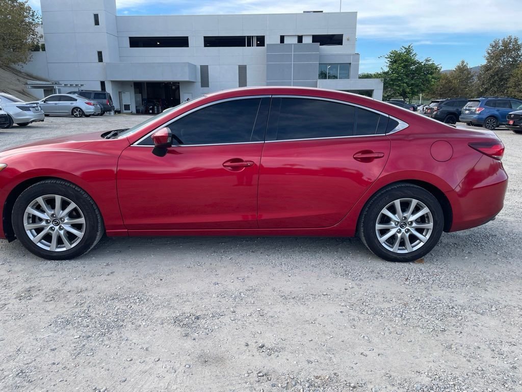 Used 2017 Soul Red Metallic Mazda Sport image 5