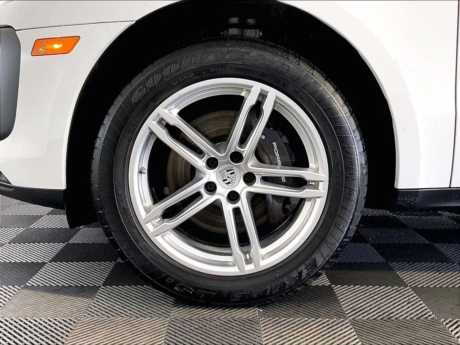 Certified Used 2023 White Porsche  image 11