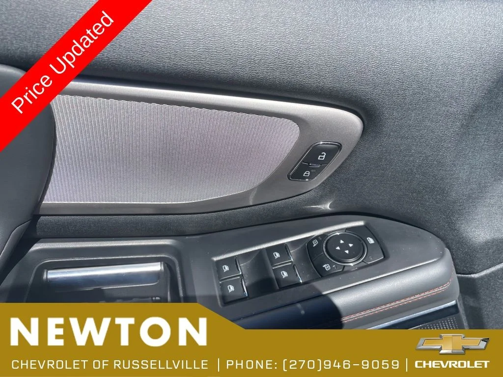 Used 2025 Black Ford Active image 9