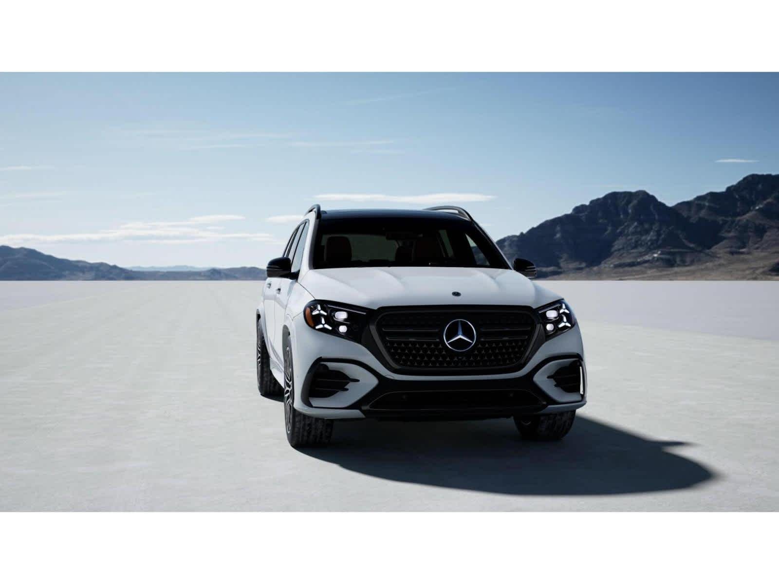 New 2027 MANUFAKTUR Moonlight White Metallic Mercedes-Benz GLS 450 image 8