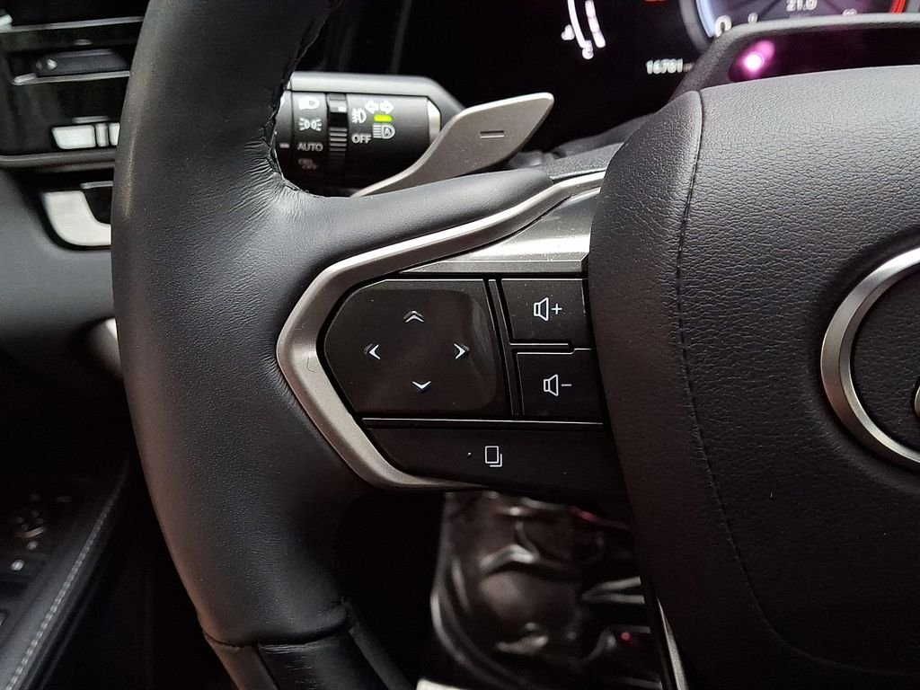 Used 2024 White Lexus 350 Premium Plus image 22