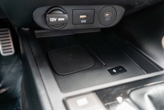 Used 2025 Gray Hyundai SEL Sport image 28