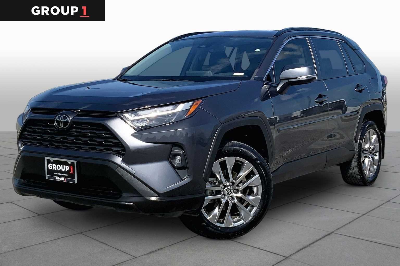2024 Toyota RAV4 XLE Premium