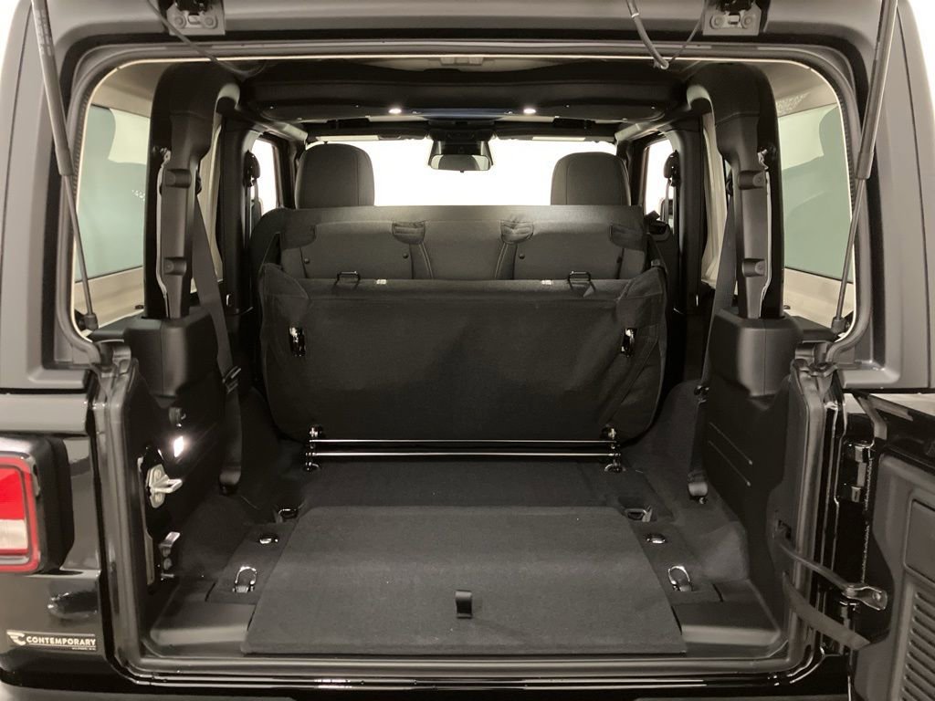 New 2026 Black Clear-Coat Exterior Paint Jeep Sport S image 11