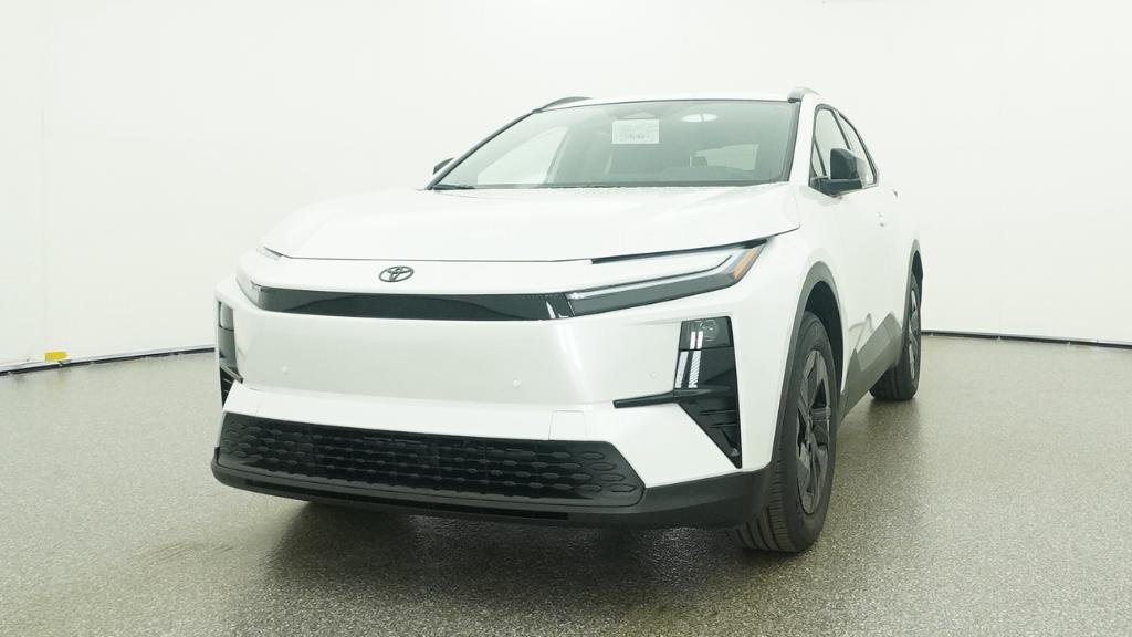 New 2026 Wind Chill Pearl Toyota SE image 3