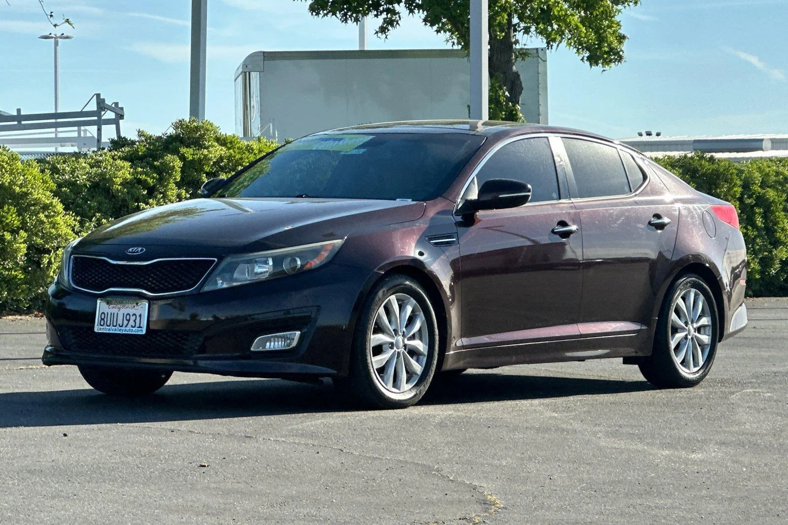 Used 2015 Dark Cherry Kia EX image 7