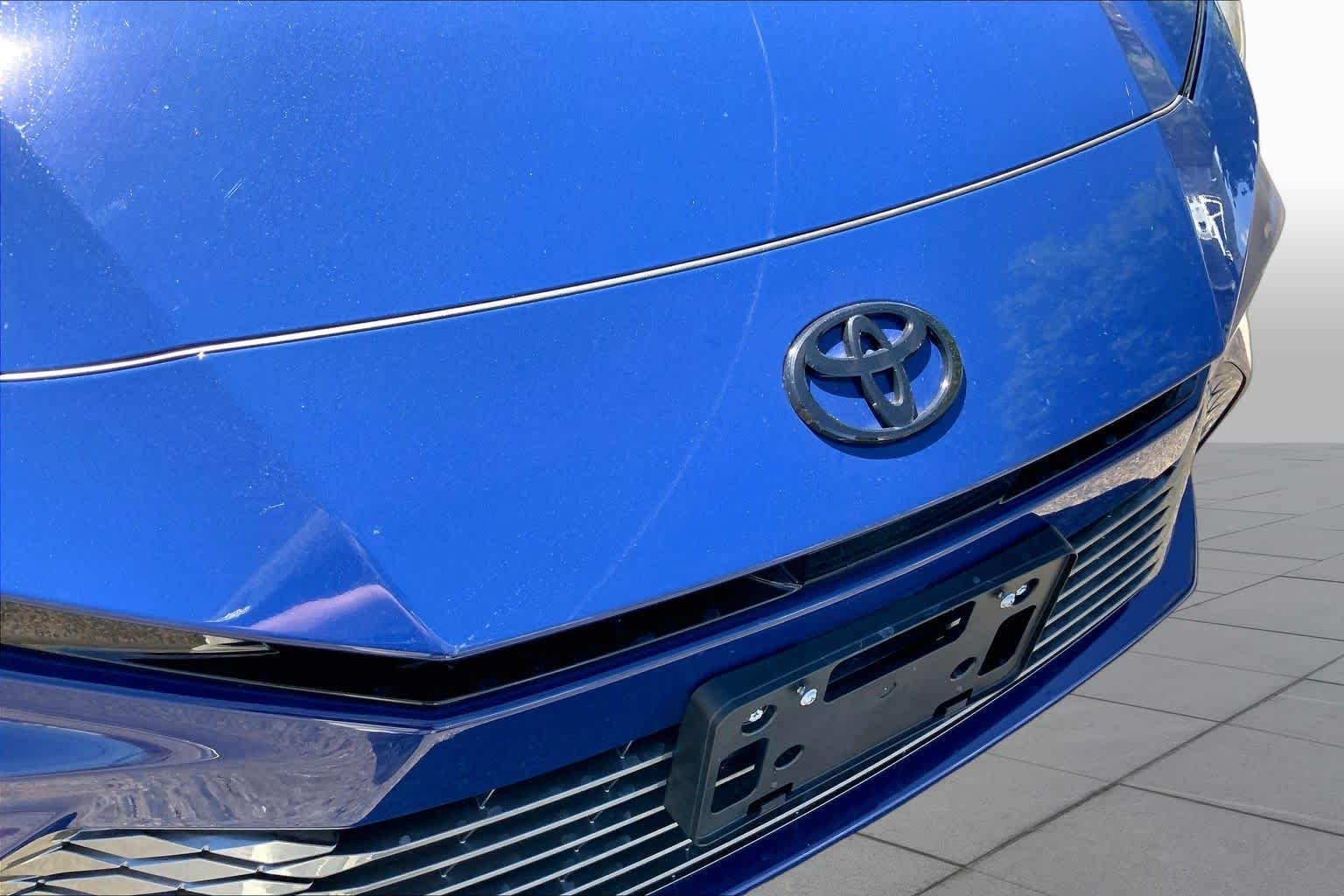 Used 2026 Reservoir Blue Toyota XLE image 27