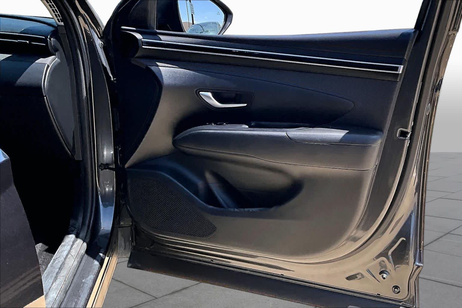 Used 2024 Dark Gray Metallic Hyundai SEL image 23