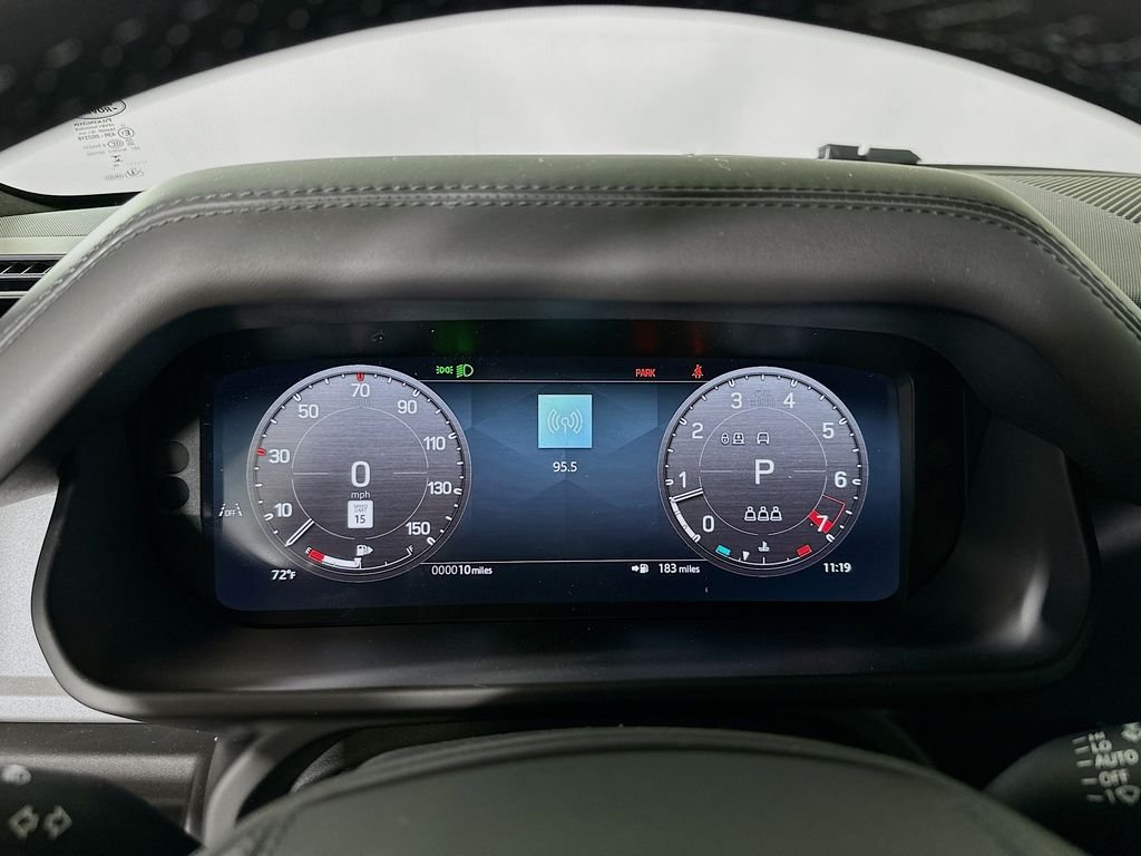 2026 Land Rover Defender V8 - Photo 15
