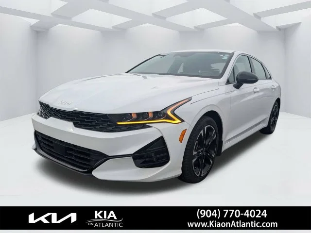 Certified Used 2024 White Kia GT-Line image 7