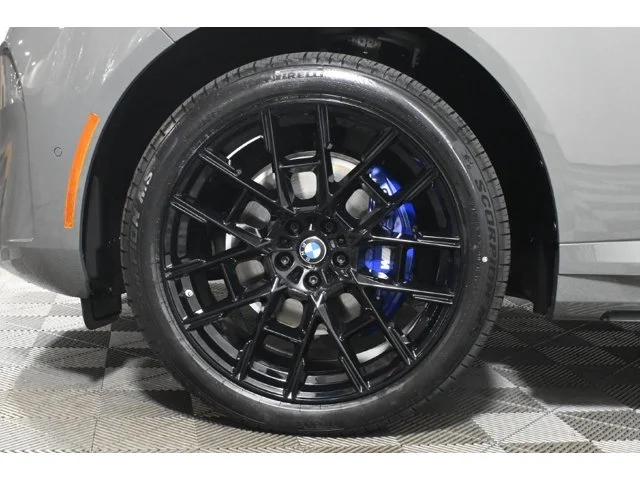 New 2027 Pine BMW 40 xDrive image 12