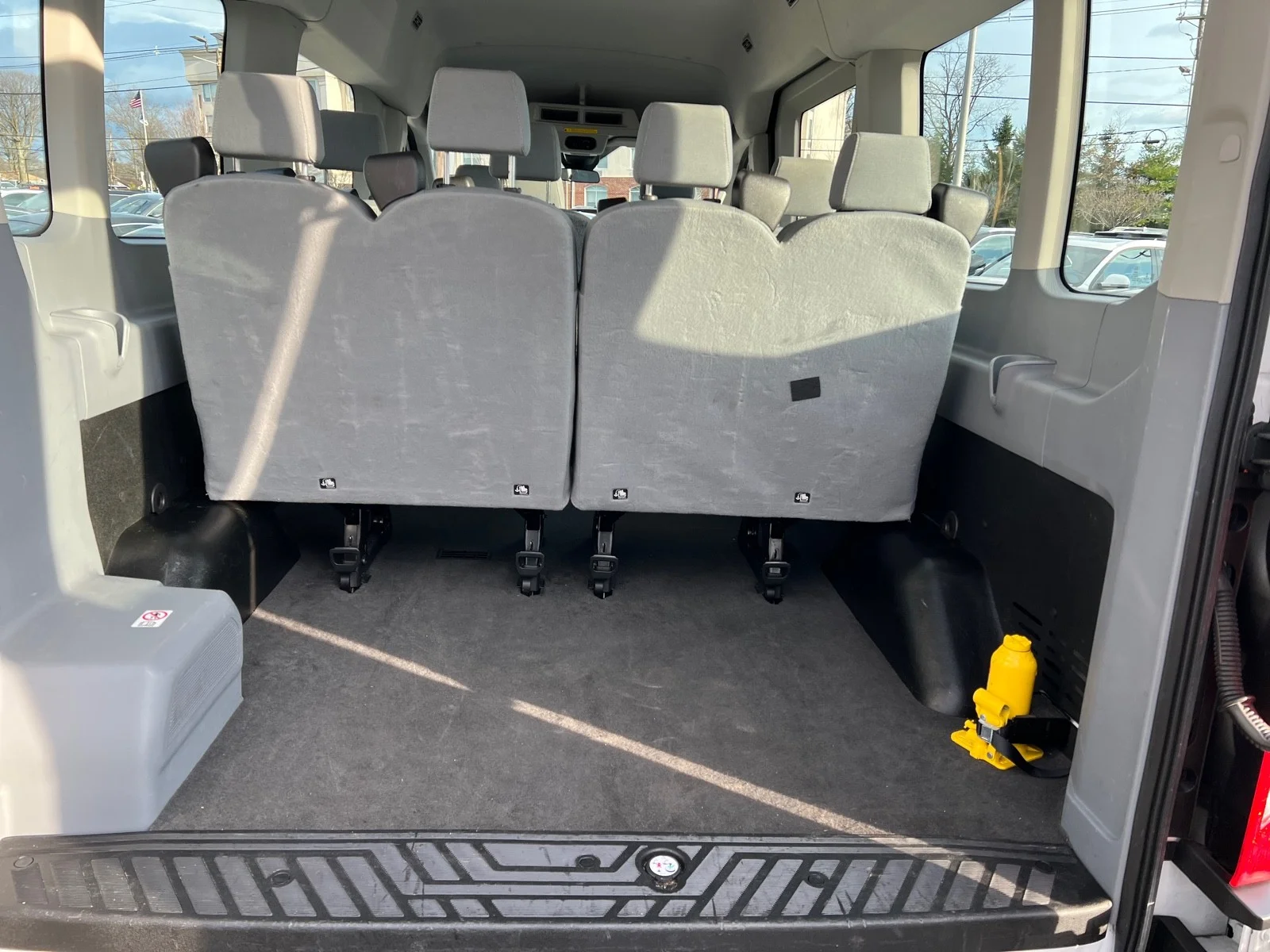 Used 2019 Oxford White Ford XLT T-350 148