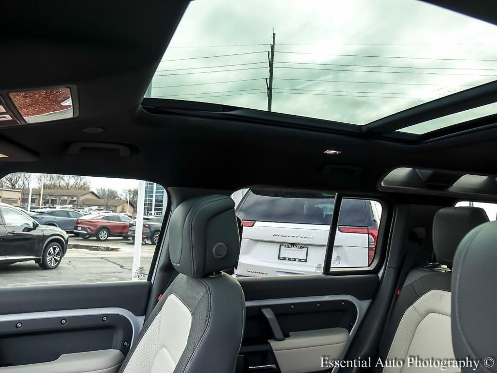 2023 LAND ROVER DEFENDER - Image 10