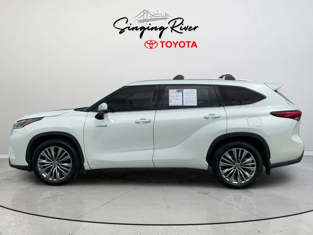 Used 2020 White Toyota Platinum image 4