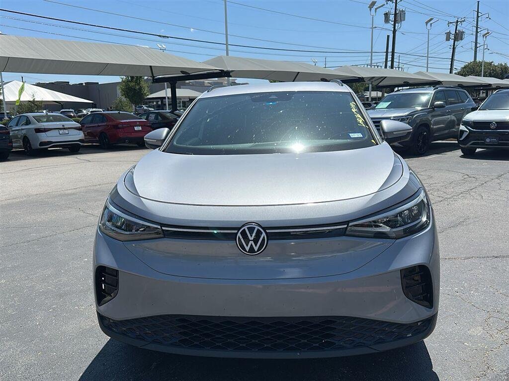 Used 2025 Silver Mist Metallic Volkswagen Pro image 2