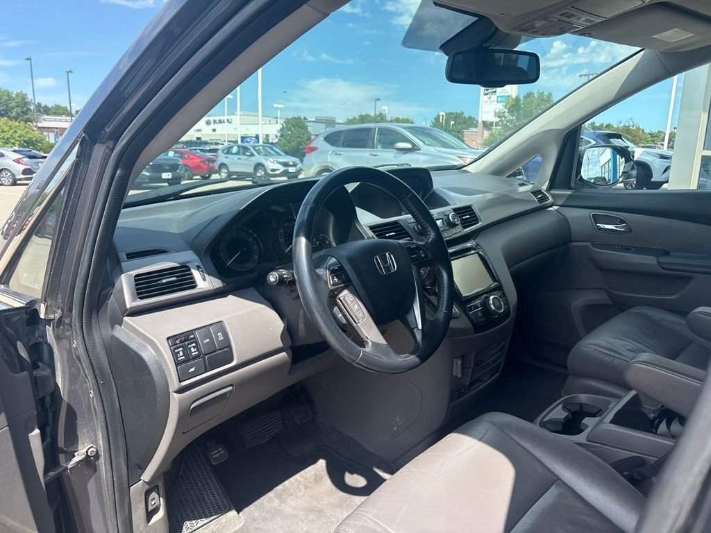 Used 2016 Gray Honda EX-L image 10